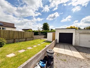 Photo 21- click for photo gallery